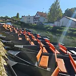 Dans Chateau Exceptionnel Piscine -golf -tennis