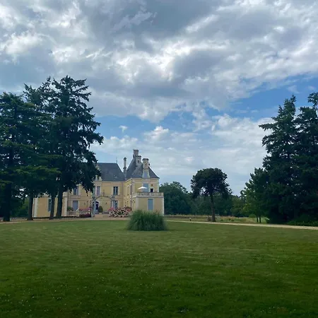 Dans Chateau Exceptionnel Les Forges