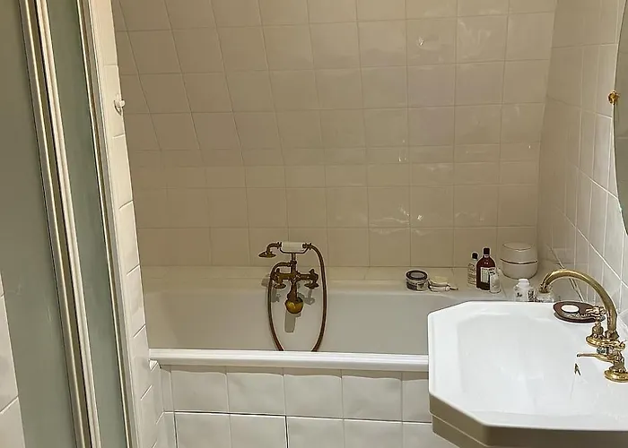 Dans Chateau Exceptionnel * Les Forges (Deux-Sevres)