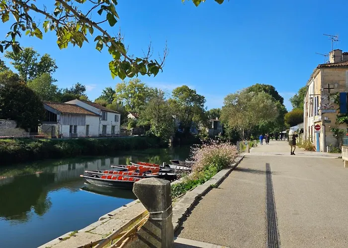 Διαμέρισμα Dans Chateau Exceptionnel